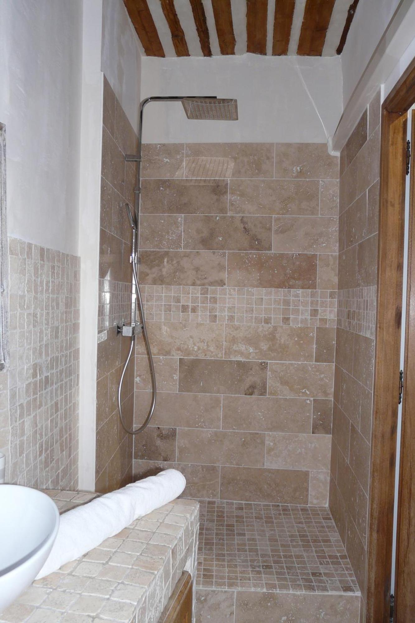 Duplex En Plein Centre Apartment LʼIsle-sur-la-Sorgue Exterior foto